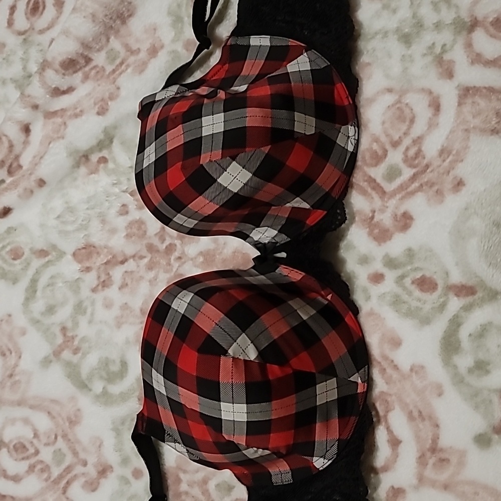 Womens bra 40DD